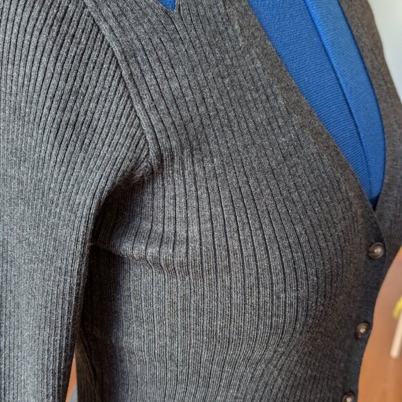 Jersey Top with cut outs - Picture 7 of 7